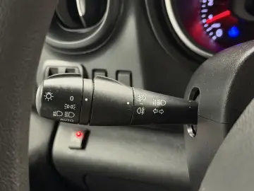 RENAULT Trafic L1H1 3 0t Komfort 1HAND KLIMA RFK DAB