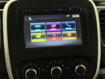 RENAULT Trafic L1H1 3 0t Komfort 1HAND KLIMA RFK DAB
