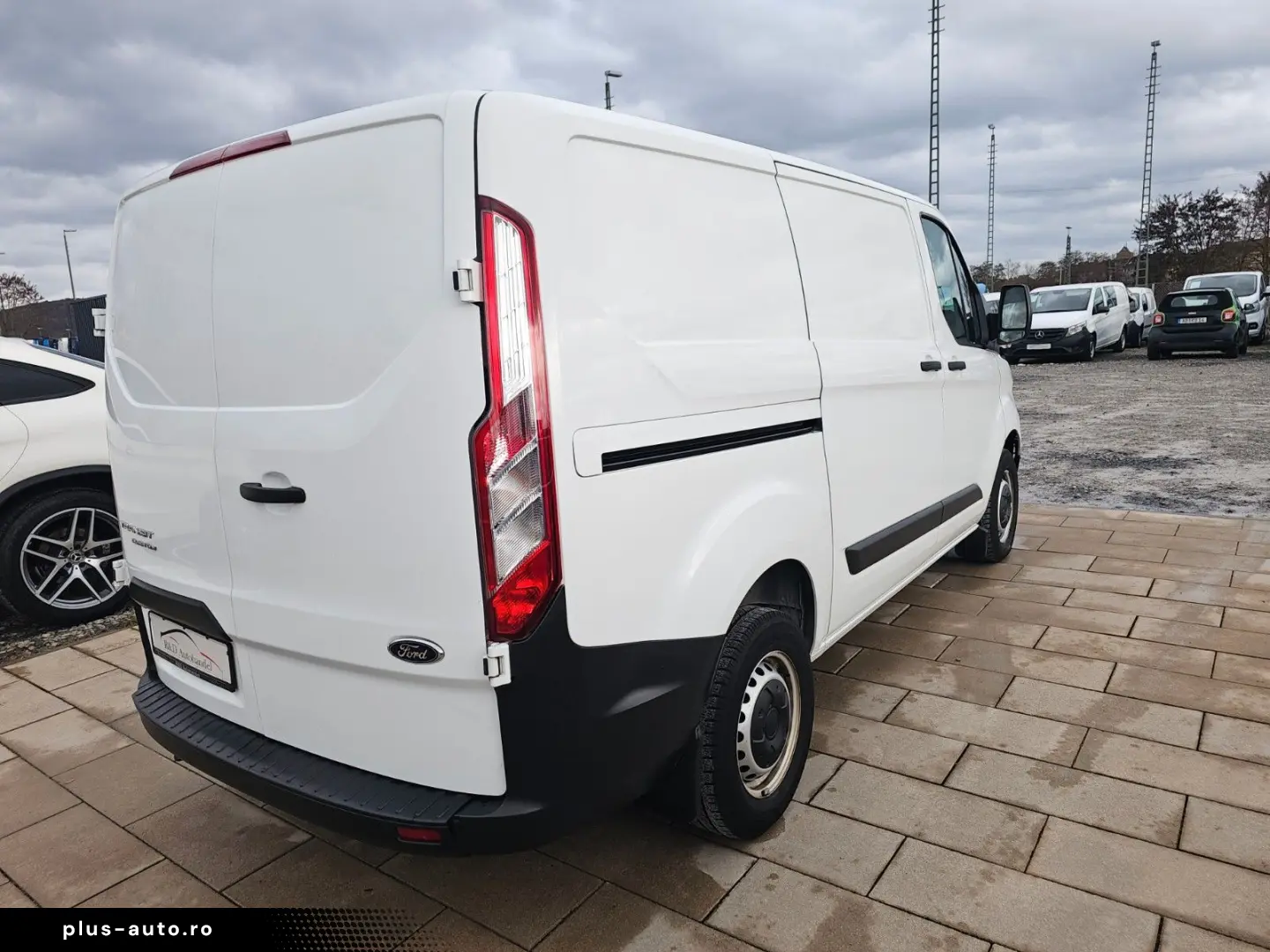 FORD Transit Custom Kasten 260 L1 Startup