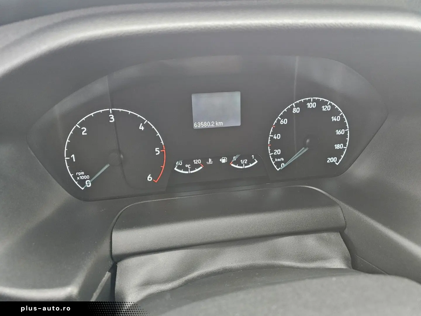 FORD Transit Custom Kasten 260 L1 Startup