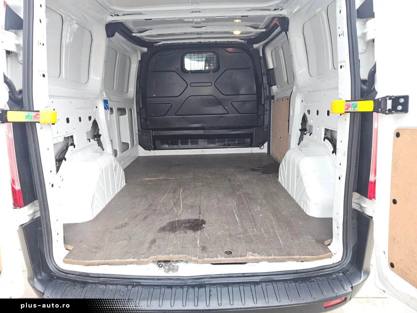 FORD Transit Custom Kasten 260 L1 Startup