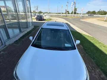 Suzuki (SX4) S-Cross