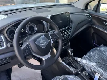 Suzuki (SX4) S-Cross