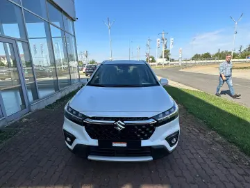 Suzuki (SX4) S-Cross
