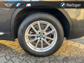 BMW X4 xDrive20i LED HiFi Panorama Memory-Sitze RFK