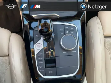BMW X4 xDrive20i LED HiFi Panorama Memory-Sitze RFK