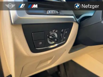 BMW X4 xDrive20i LED HiFi Panorama Memory-Sitze RFK