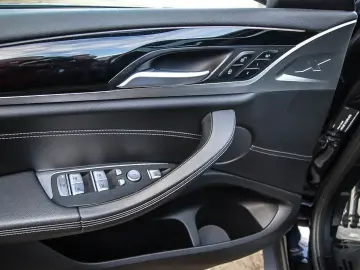 BMW X4 xDrive 20 d M Sport X HUD ANHZV STHZG PANO