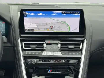 BMW M8 Cabrio M Competition Komfortzugang Soft-Close