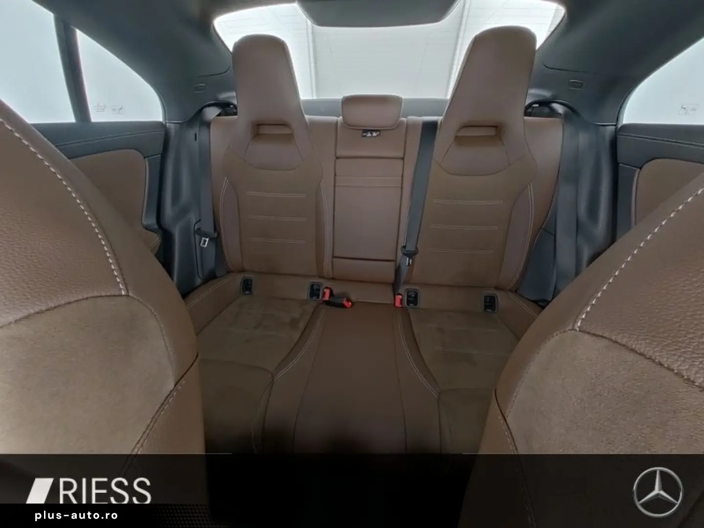 MERCEDES-BENZ CLA 180 d AMG Sport Night Nav LED LEDER