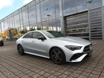 MERCEDES-BENZ CLA 200 d Coupé AMG NIGHT MULTIBEAM