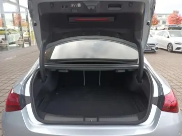 MERCEDES-BENZ CLA 200 d Coupé AMG NIGHT MULTIBEAM