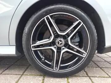 MERCEDES-BENZ CLA 200 d Coupé AMG NIGHT MULTIBEAM