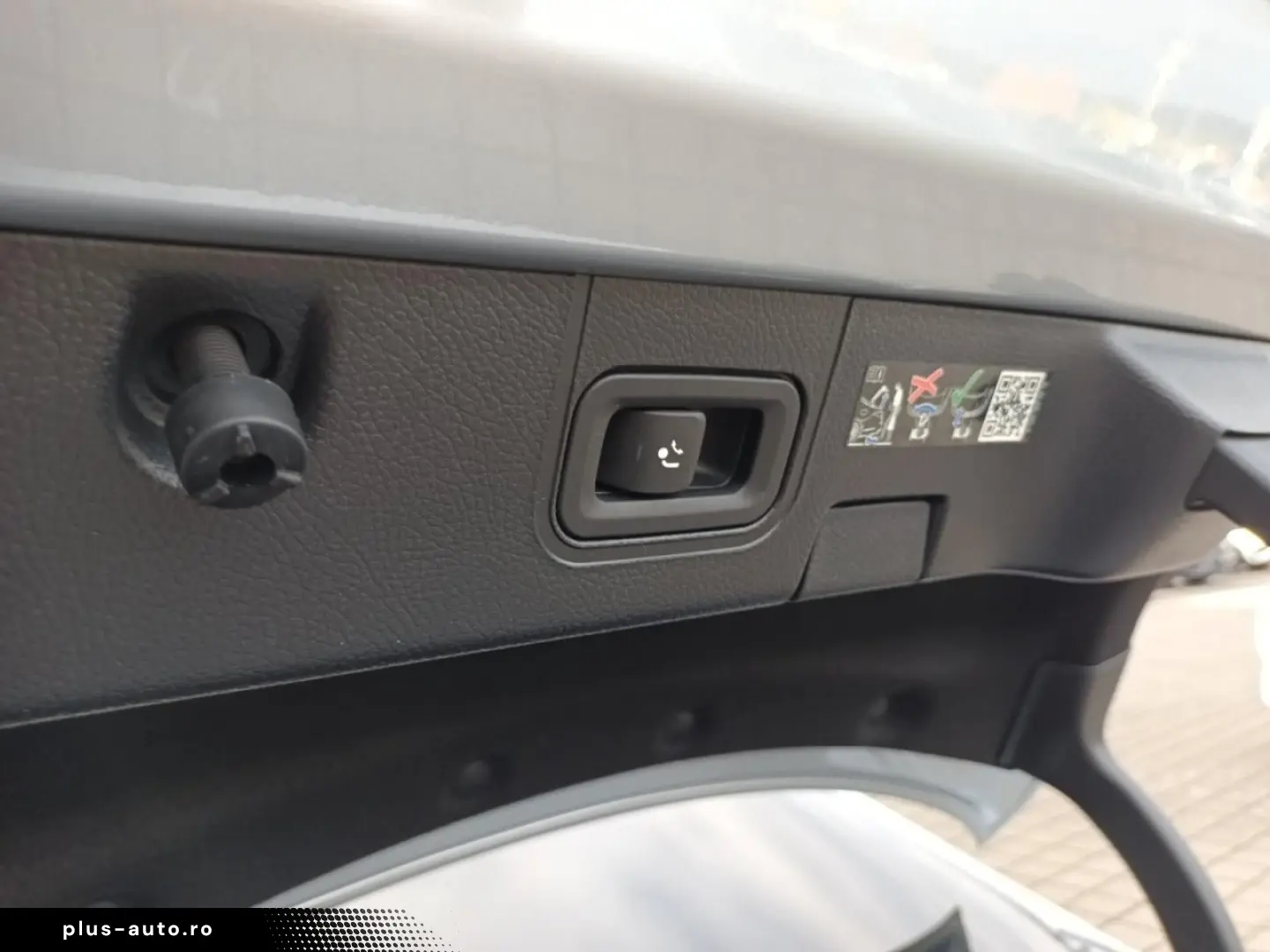 MERCEDES-BENZ CLA 200 d Coupé AMG NIGHT MULTIBEAM