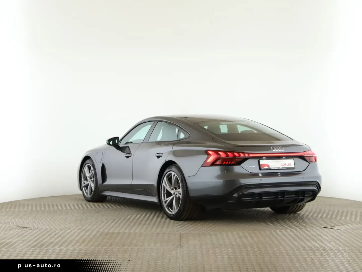 Audi e-tron GT quattro