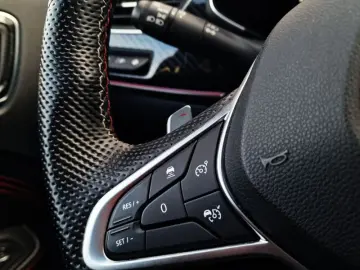 RENAULT ARKANA 1.3 TCe MHEV 160CP RS Line EDC