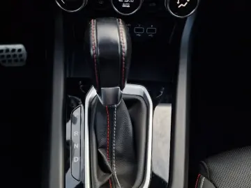 RENAULT ARKANA 1.3 TCe MHEV 160CP RS Line EDC