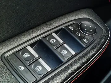 RENAULT ARKANA 1.3 TCe MHEV 160CP RS Line EDC