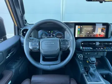 Toyota Land Cruiser 2 8 D-4D 151kW AWD First Edition