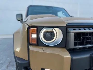 Toyota Land Cruiser 2 8 D-4D 151kW AWD First Edition