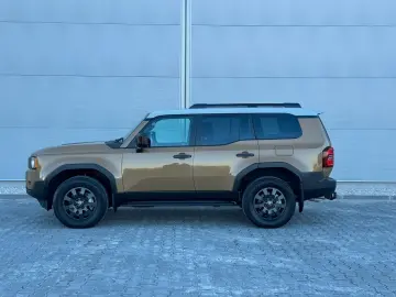 Toyota Land Cruiser 2 8 D-4D 151kW AWD First Edition