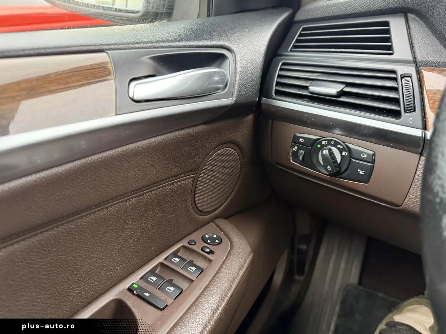 4000e avans și 4000e în 3 luni