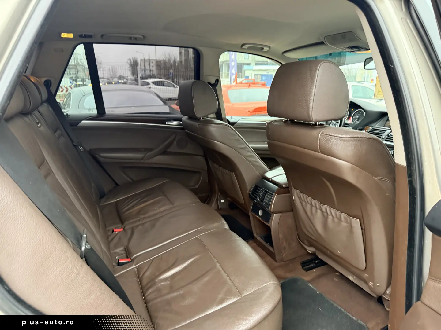 4000e avans și 4000e în 3 luni