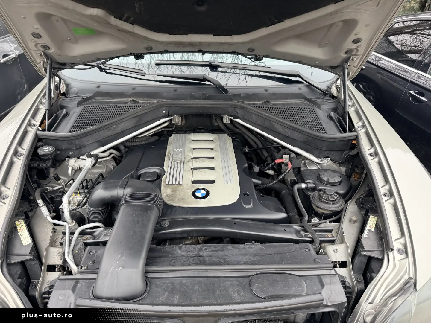 4000e avans și 4000e în 3 luni