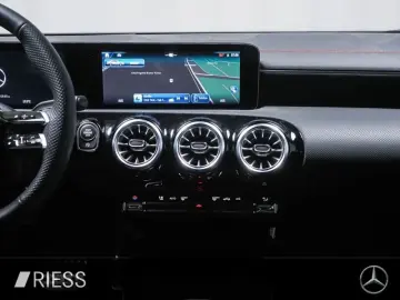 MERCEDES-BENZ CLA 220 d Cp AMG Sport LED Distr  Keyless