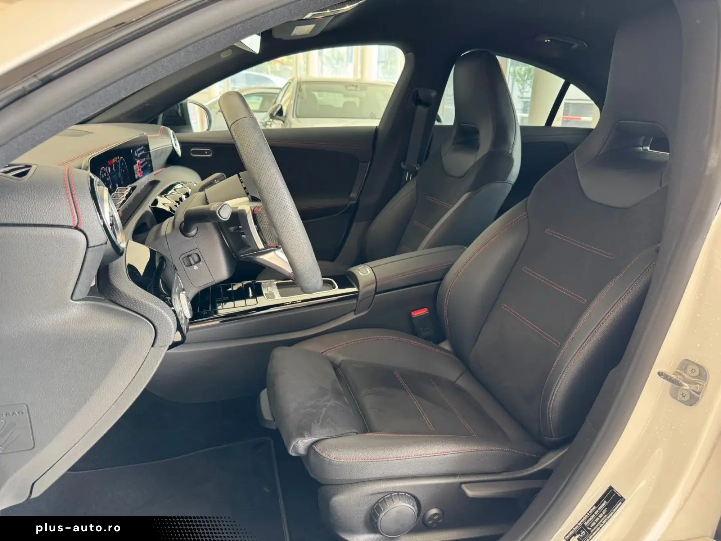 MERCEDES-BENZ CLA 200 d AMG NIGHT DISTRONIC TOP