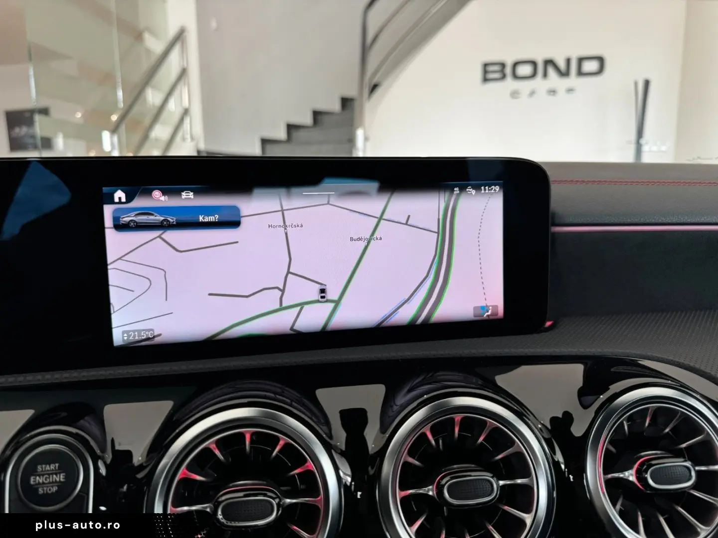 MERCEDES-BENZ CLA 200 d AMG NIGHT DISTRONIC TOP