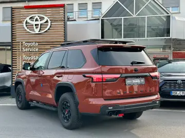 Toyota Sequoia TRD Pro 4WD i-FORCE MAX