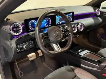 MERCEDES-BENZ CLA 220 d AMG Line MBUX  Diamant