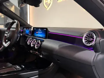 MERCEDES-BENZ CLA 220 d AMG Line MBUX  Diamant