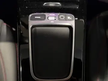 MERCEDES-BENZ CLA 220 d AMG Line MBUX  Diamant