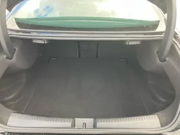 MERCEDES-BENZ CLA 220 d Coupé AMG KEYLESS KAM LED NAVI AMBI