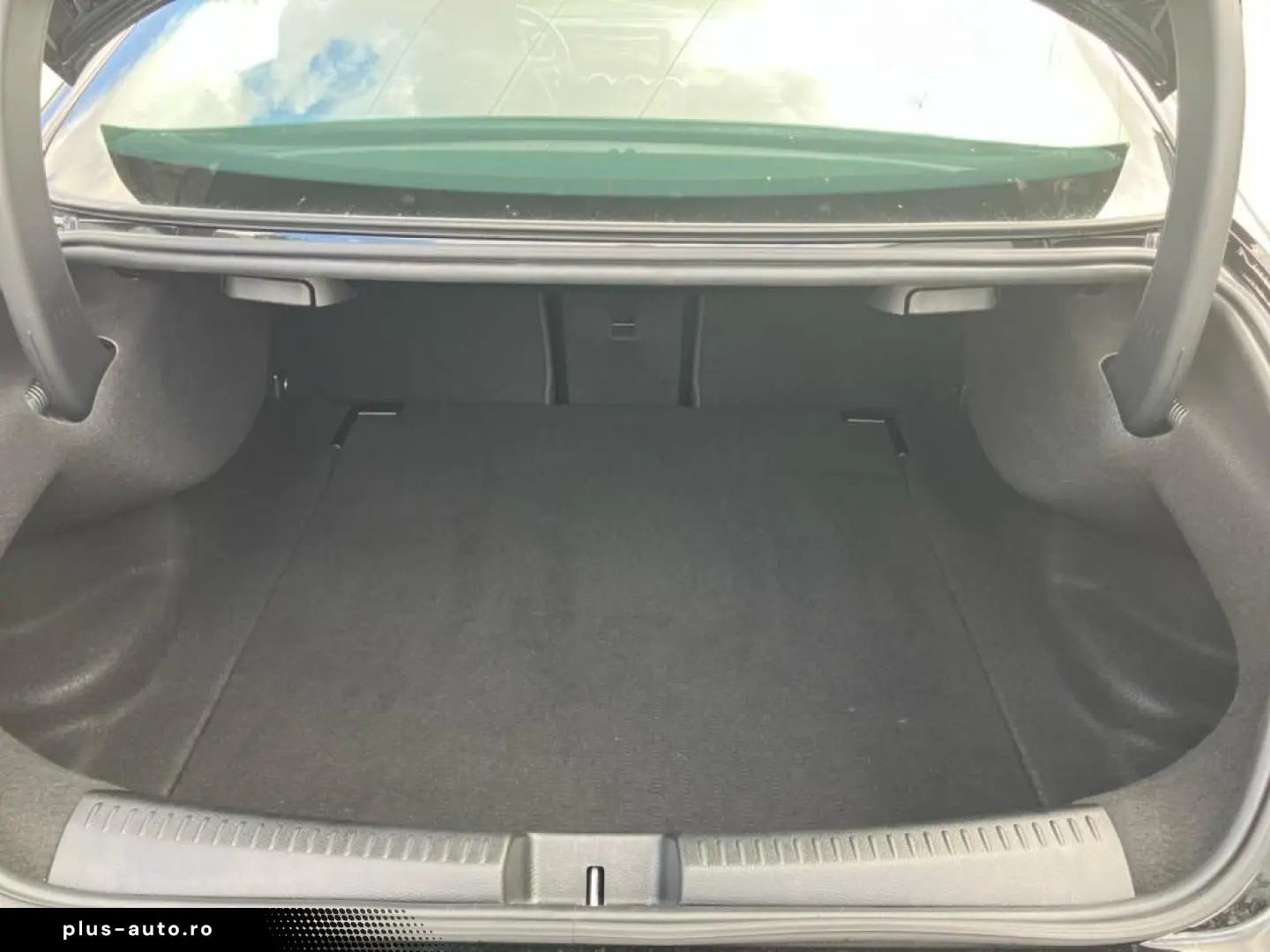 MERCEDES-BENZ CLA 220 d Coupé AMG KEYLESS KAM LED NAVI AMBI