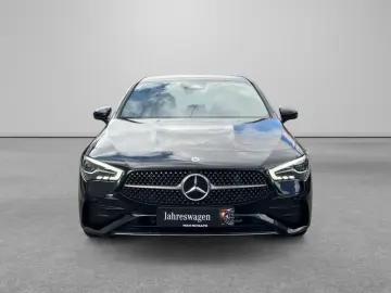 MERCEDES-BENZ CLA 220 d Coupé AMG KEYLESS KAM LED NAVI AMBI