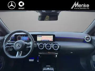 MERCEDES-BENZ CLA 200 d Coupé AMG Night Distro KeyGo Amb