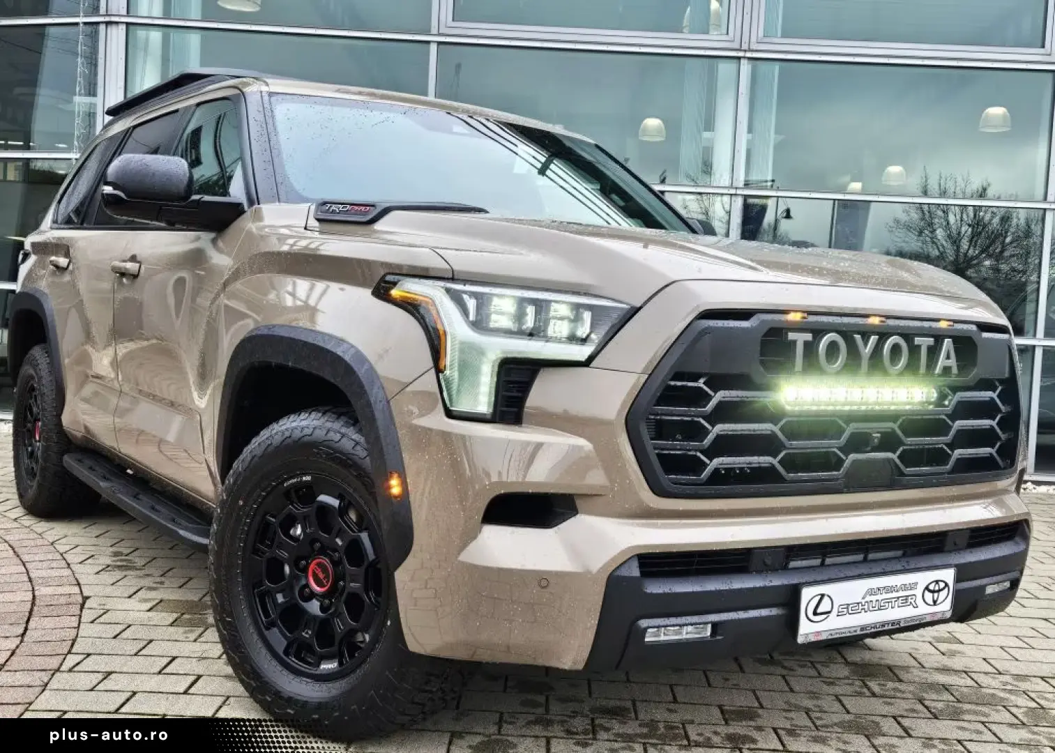 Toyota Sequoia Hybrid TRD Pro 4WD Twin Turbo V6