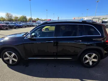 Mercedes-Benz Clasa GLB 200 4Matic