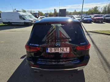 Mercedes-Benz Clasa GLB 200 4Matic