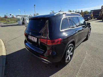 Mercedes-Benz Clasa GLB 200 4Matic