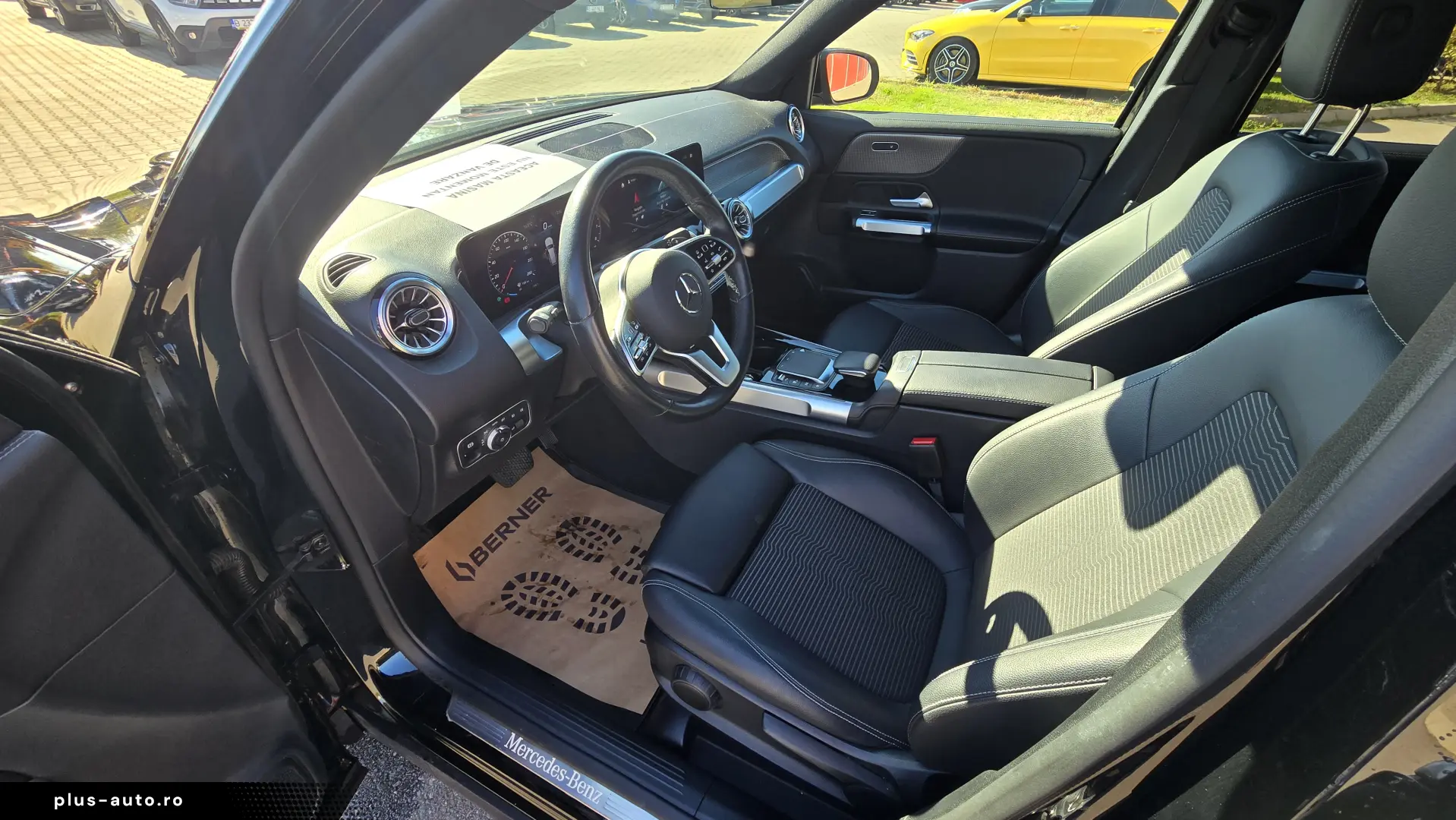 Mercedes-Benz Clasa GLB 200 4Matic