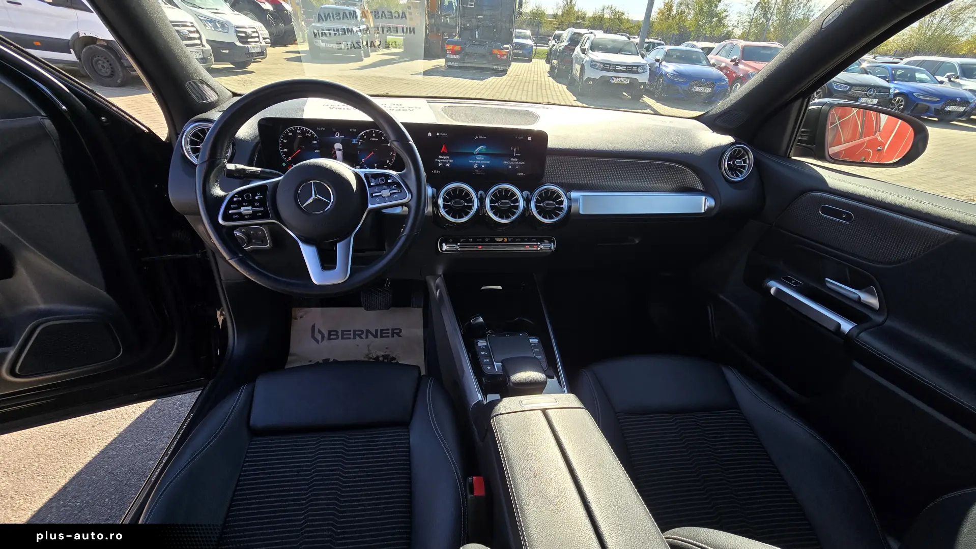 Mercedes-Benz Clasa GLB 200 4Matic