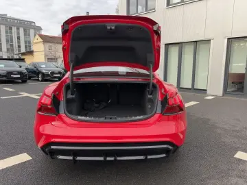 Audi e-tron GT quattro