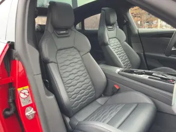 Audi e-tron GT quattro