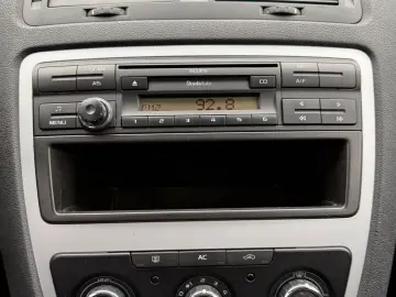 SKODA OCTAVIA  Fab 10-2009  Euro5  1.4 Benzina 122