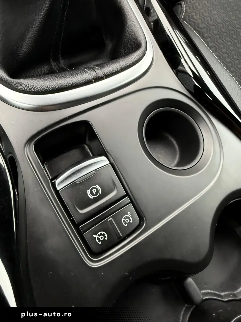 RENAULT KADJAR   FAB 11.2017   1.2 TCE 131 CP