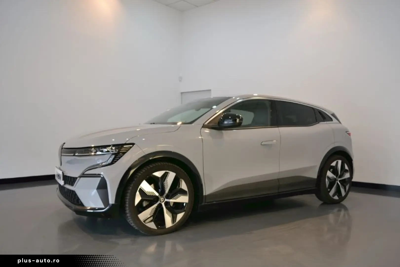 RENAULT MEGANE E-TECH EV60 220cp techno super charge